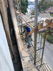 Foto AI review Dul 2026-08-13