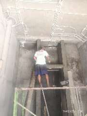 Foto AI review Topik 2026-08-12